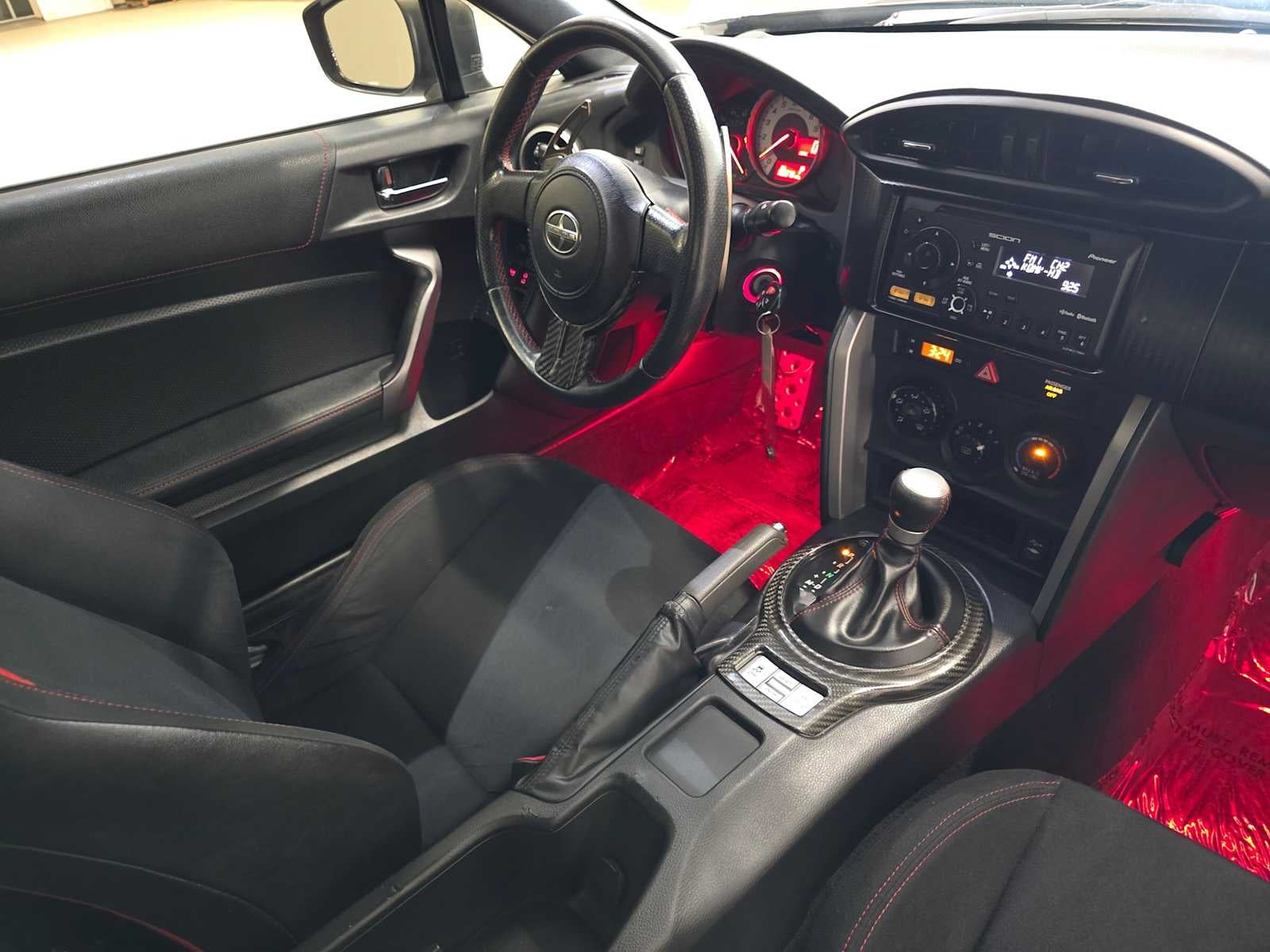 2013 Scion FR-S 2dr Cpe Auto (Natl)