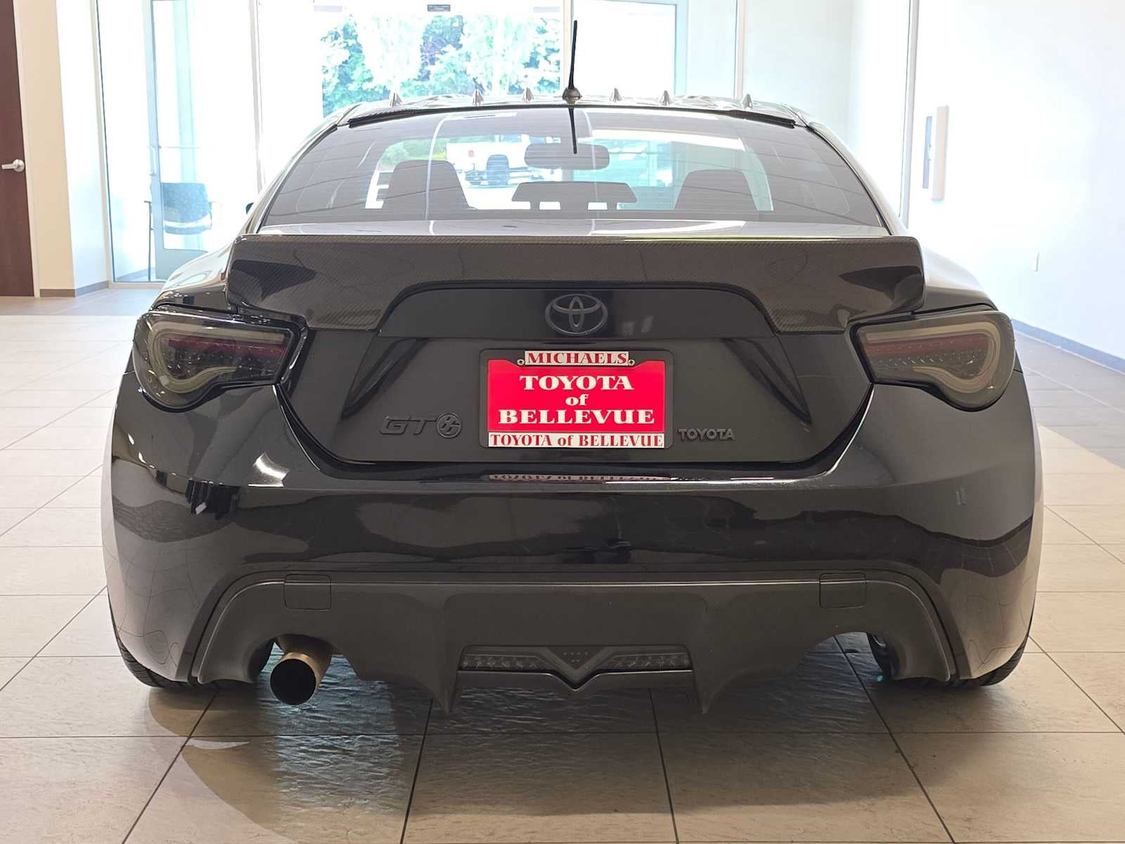 2013 Scion FR-S 2dr Cpe Auto (Natl)