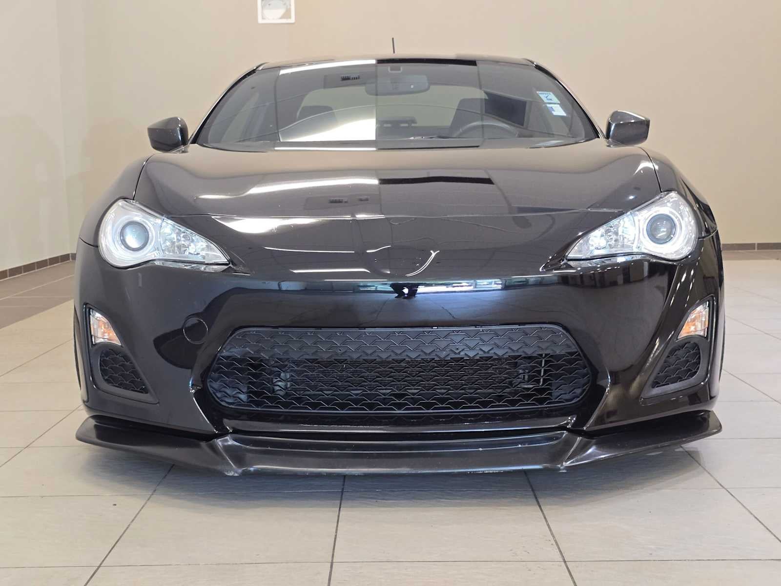 2013 Scion FR-S 2dr Cpe Auto (Natl)