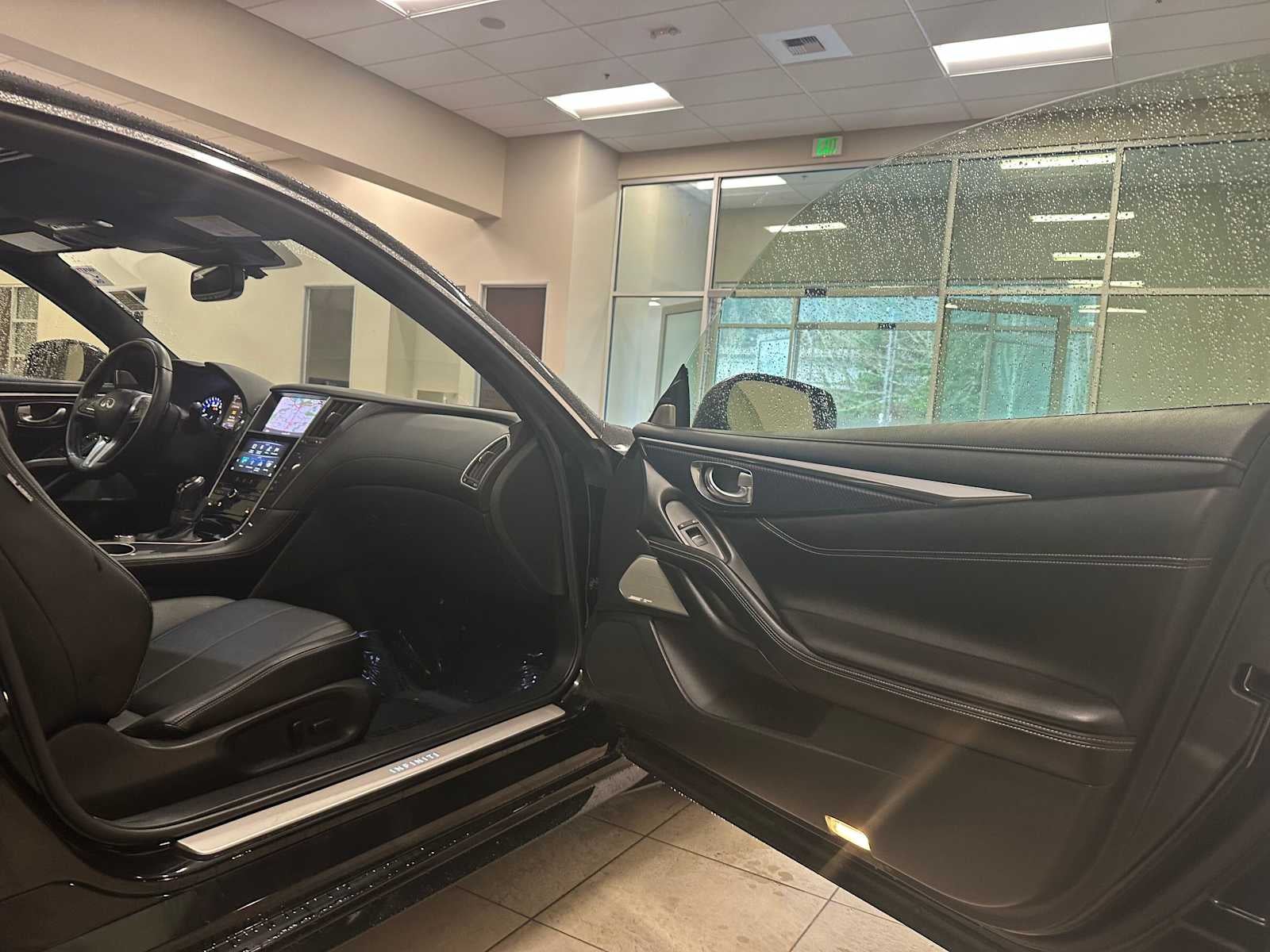 2018 INFINITI Q60 RED SPORT 400