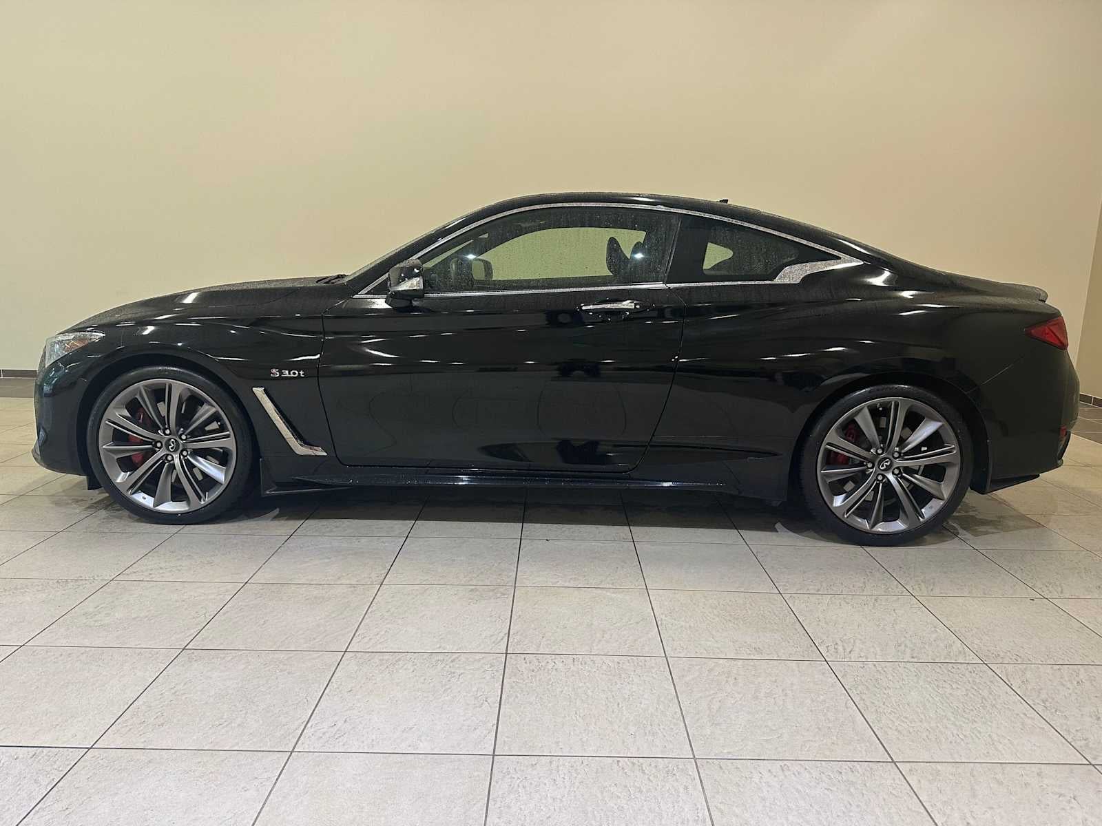 2018 INFINITI Q60 RED SPORT 400