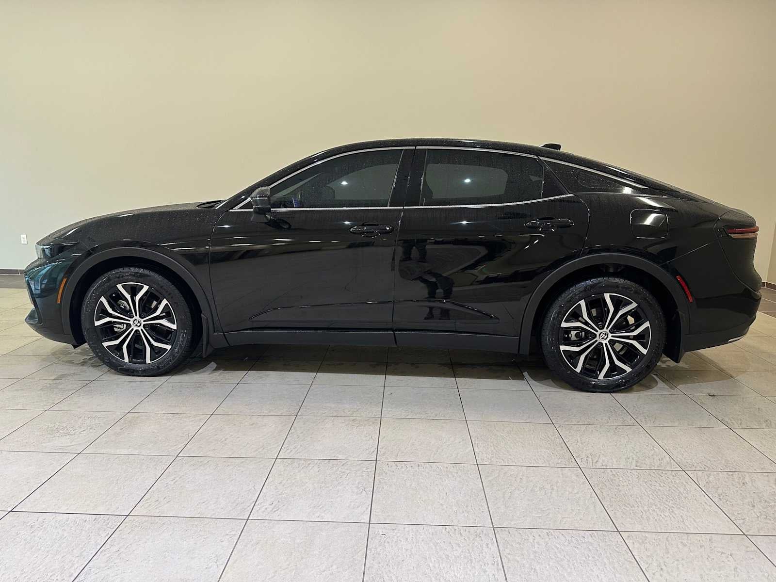 2023 Toyota Crown XLE