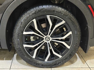 2023 Toyota Crown XLE