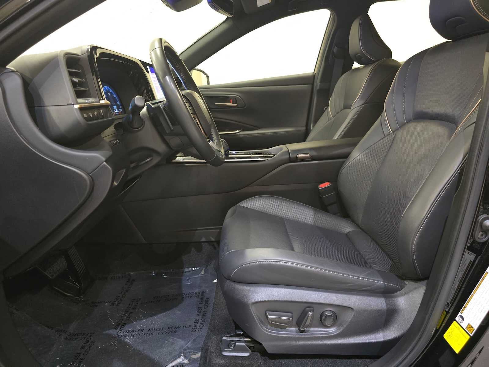 2025 Toyota Crown Signia XLE