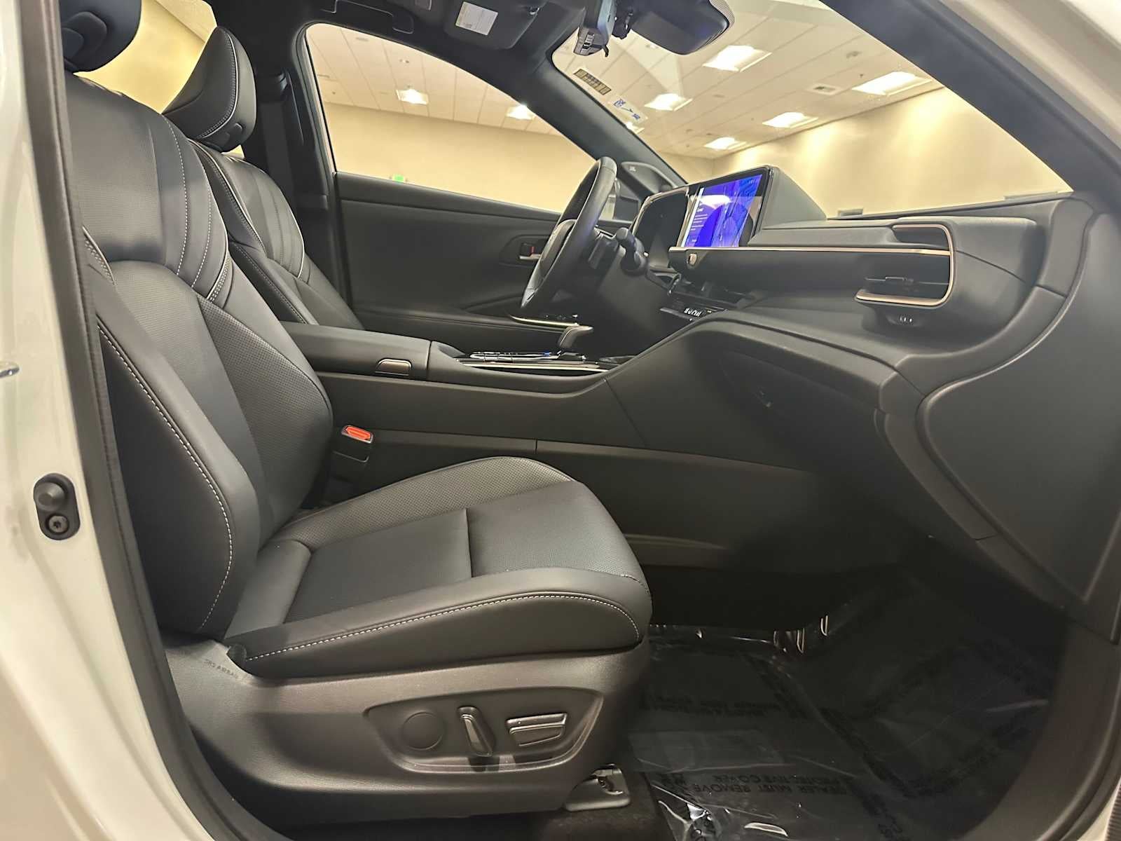 2025 Toyota Crown Signia Limited
