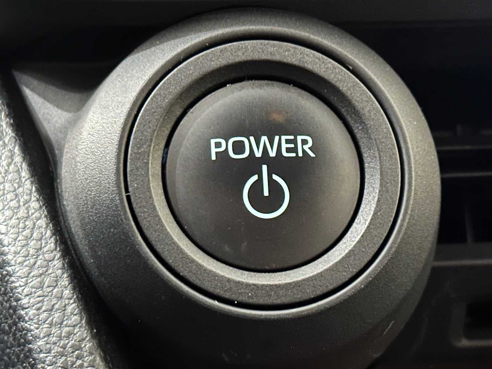 2024 Toyota Prius Prime SE