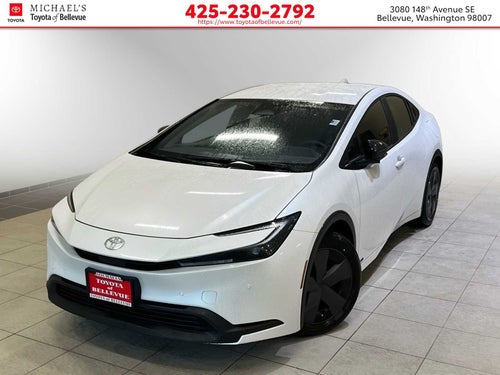 2024 Toyota Prius LE