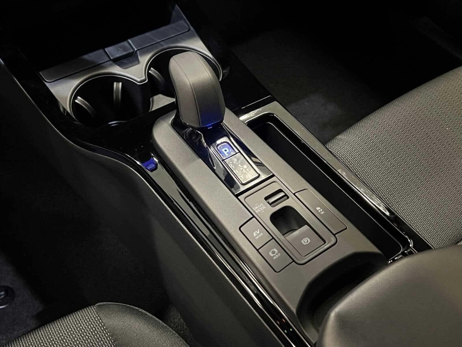 2024 Toyota Prius LE