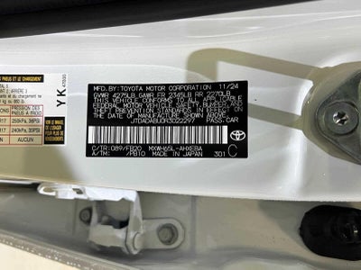 2024 Toyota Prius LE