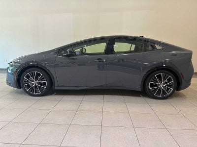 2023 Toyota Prius XLE