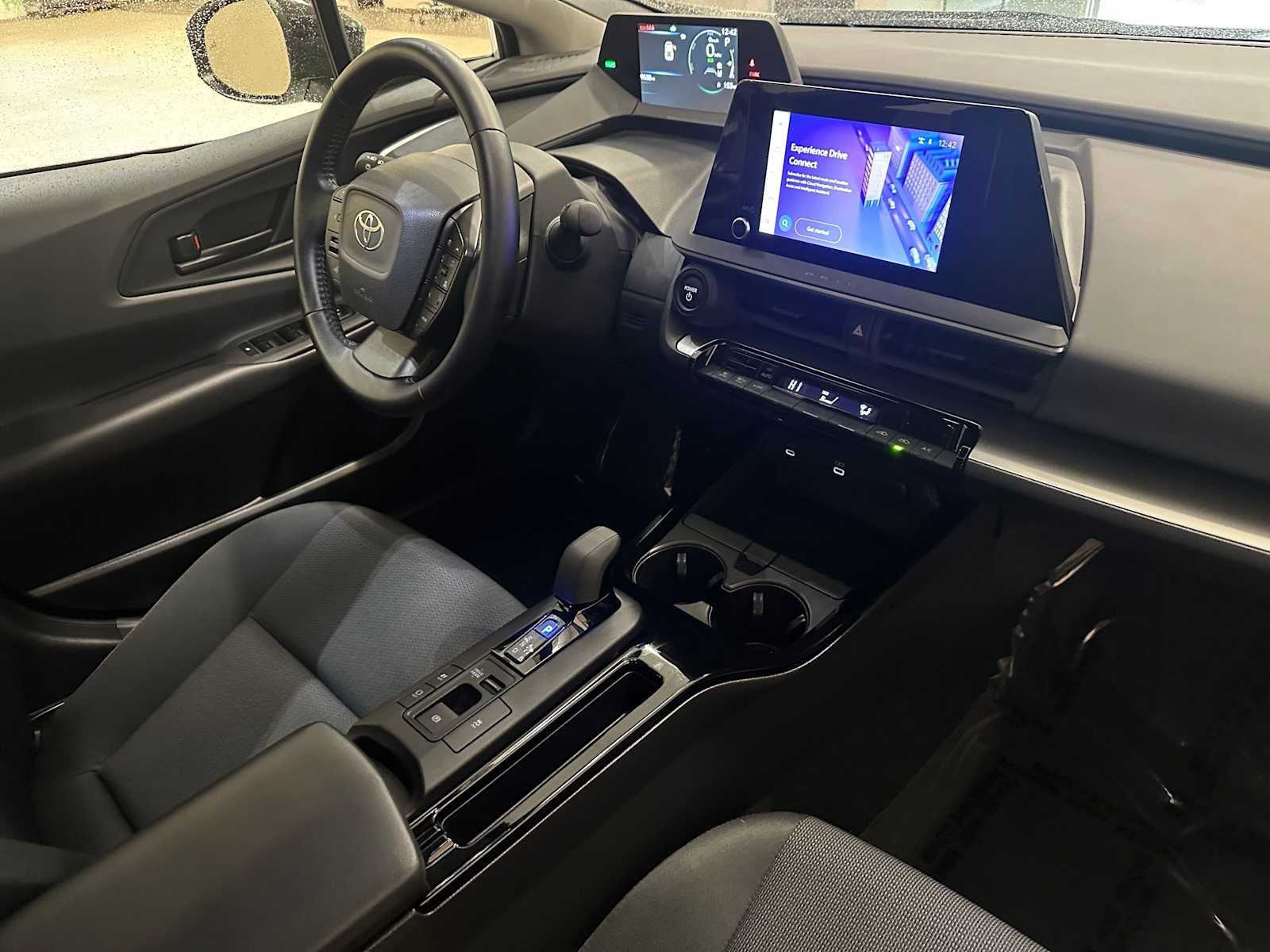 2024 Toyota Prius LE