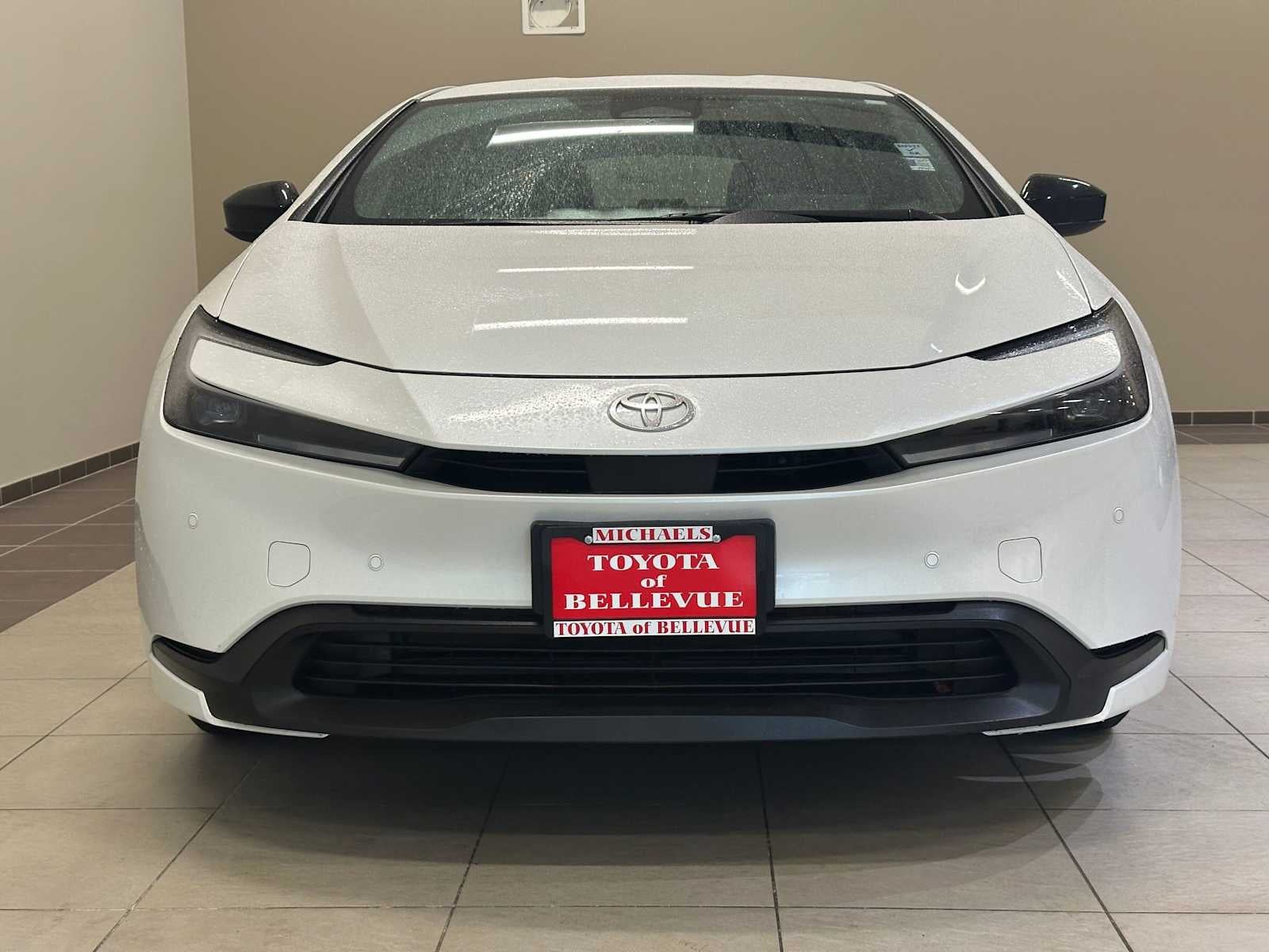 2024 Toyota Prius LE