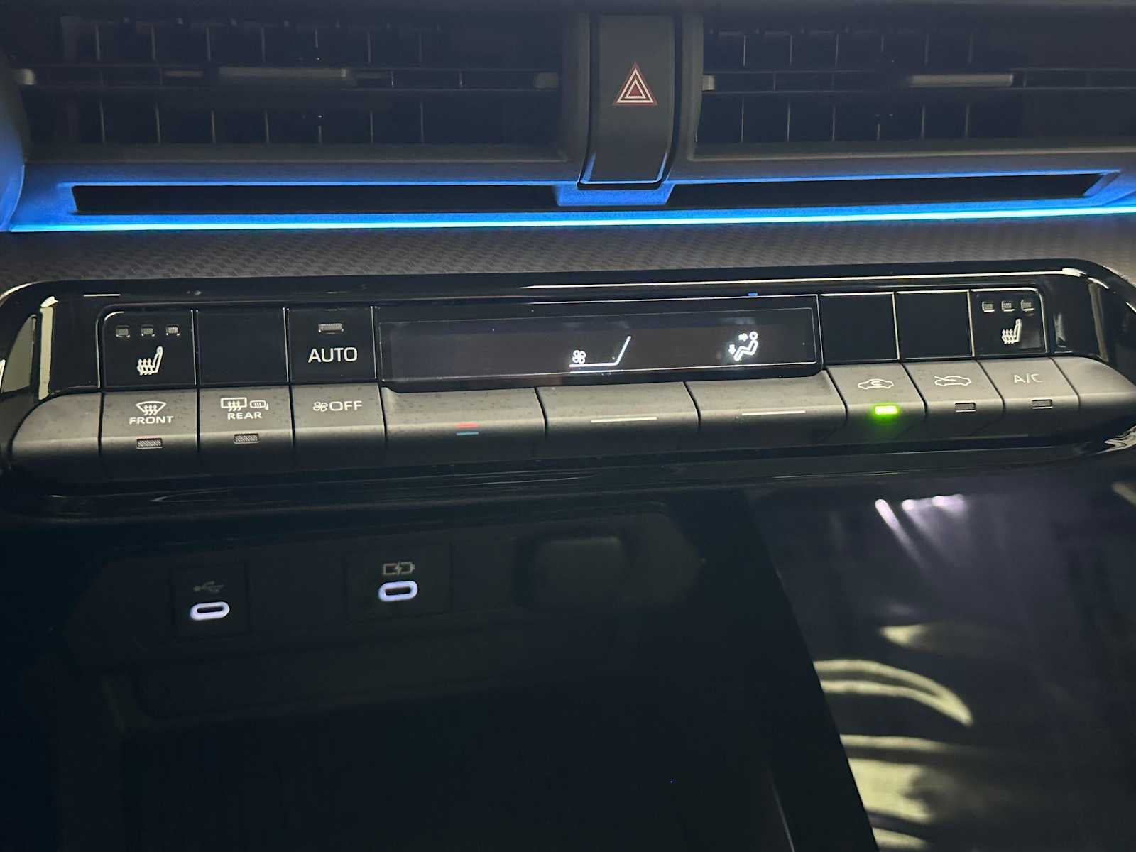 2025 Toyota Prius XLE
