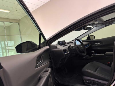 2025 Toyota Prius XLE