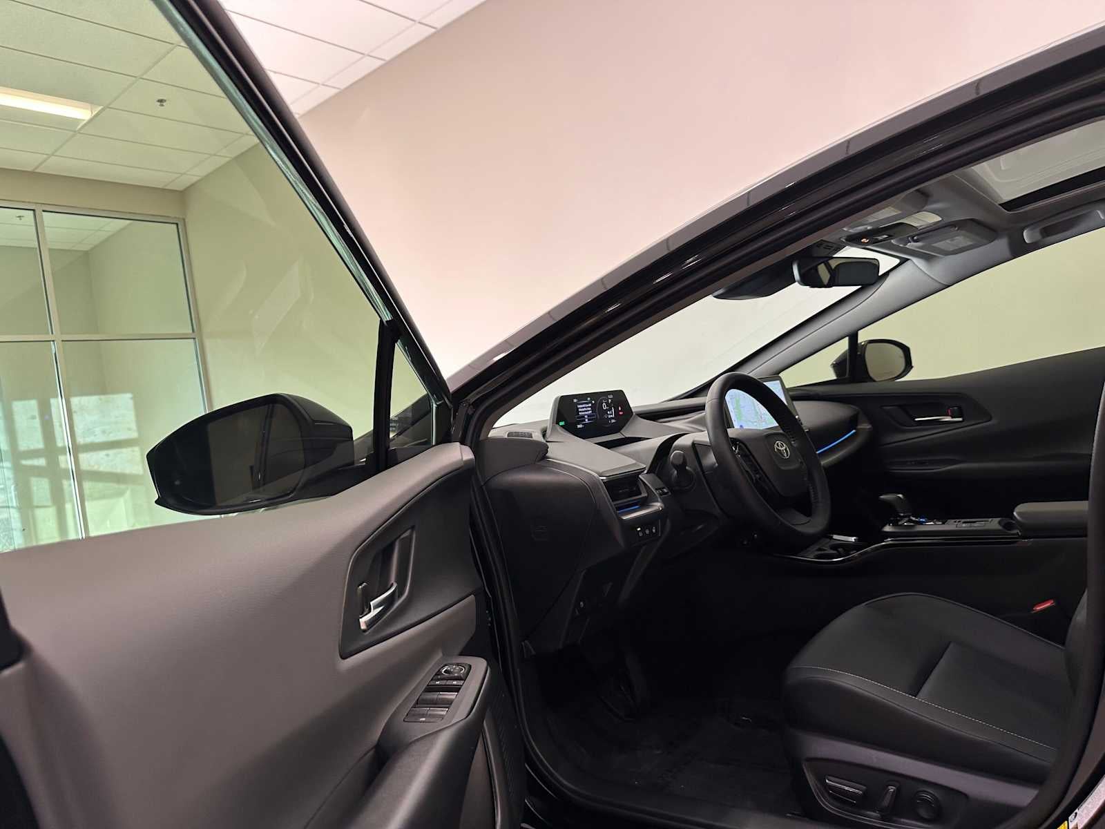 2025 Toyota Prius XLE
