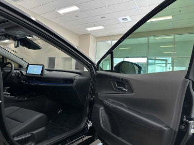 2025 Toyota Prius XLE