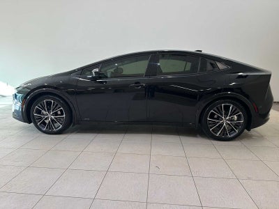 2025 Toyota Prius XLE