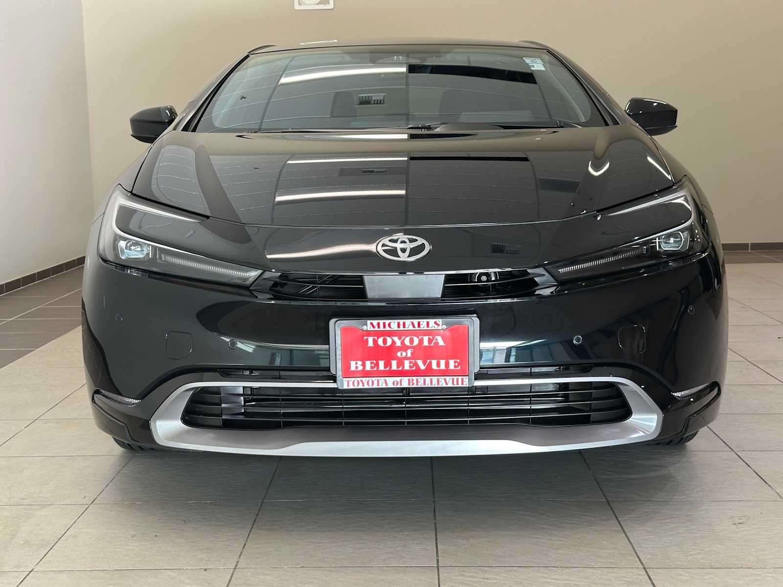 2025 Toyota Prius XLE