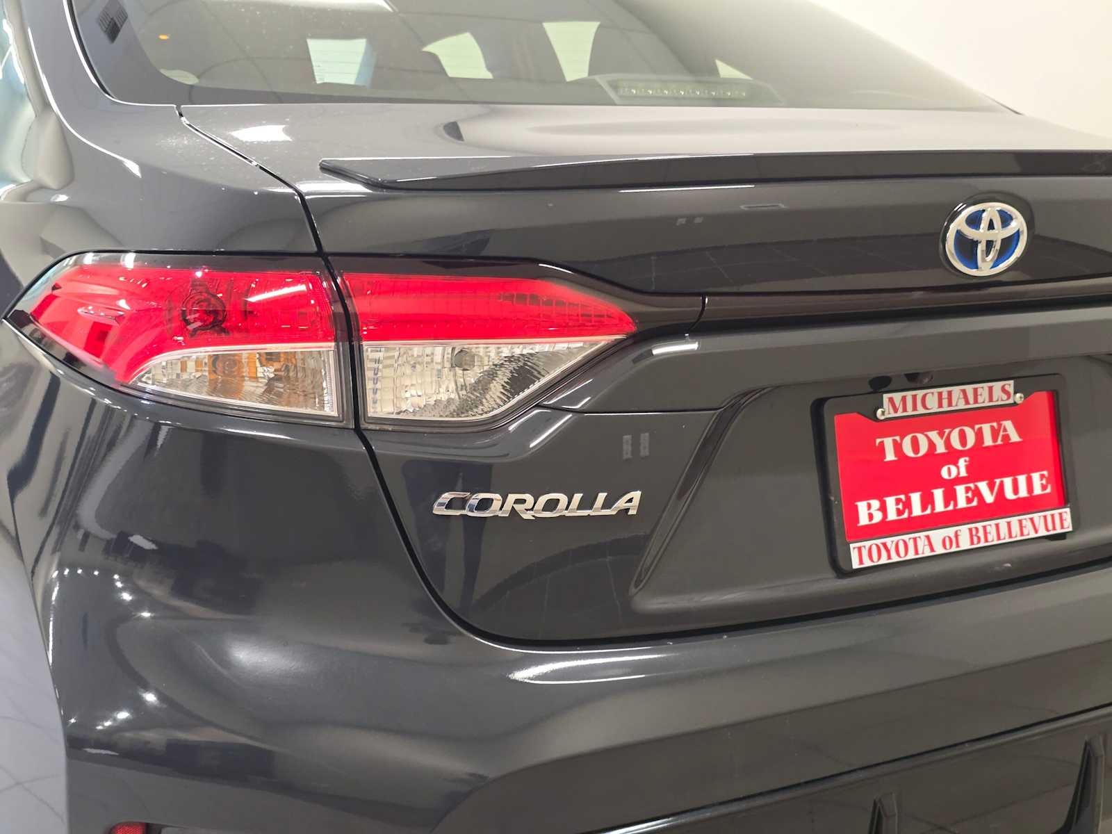 2025 Toyota Corolla Hybrid SE