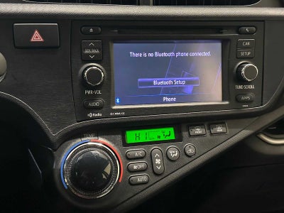 2014 Toyota Prius c Four