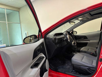 2014 Toyota Prius c Four