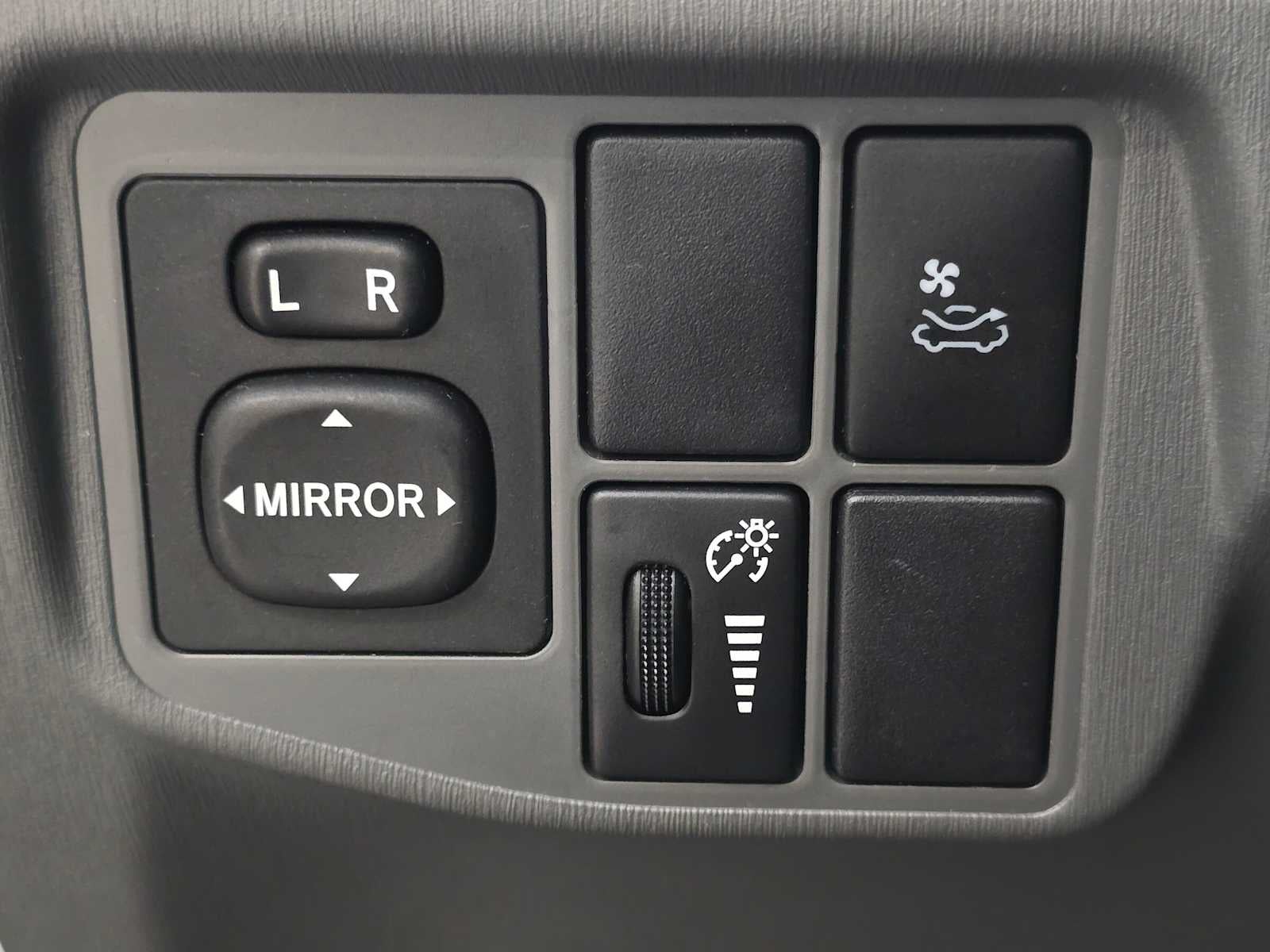 2010 Toyota Prius IV