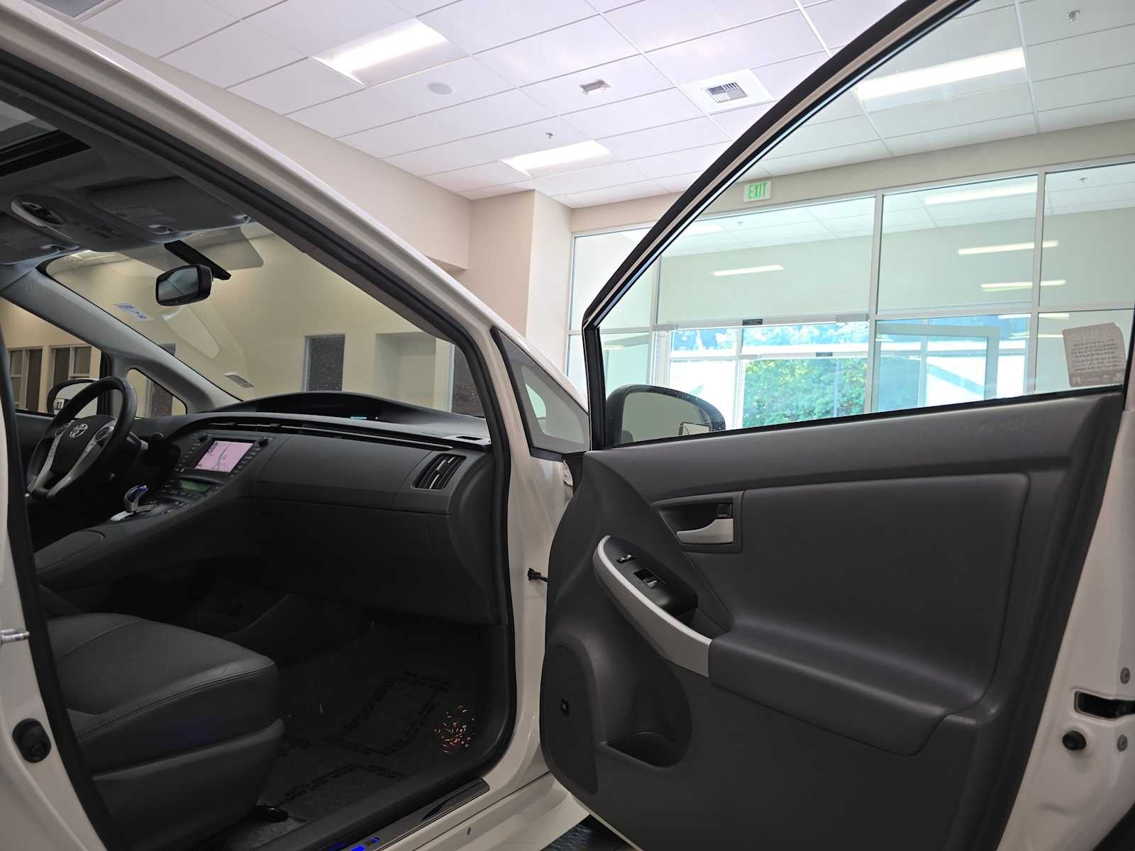 2010 Toyota Prius IV