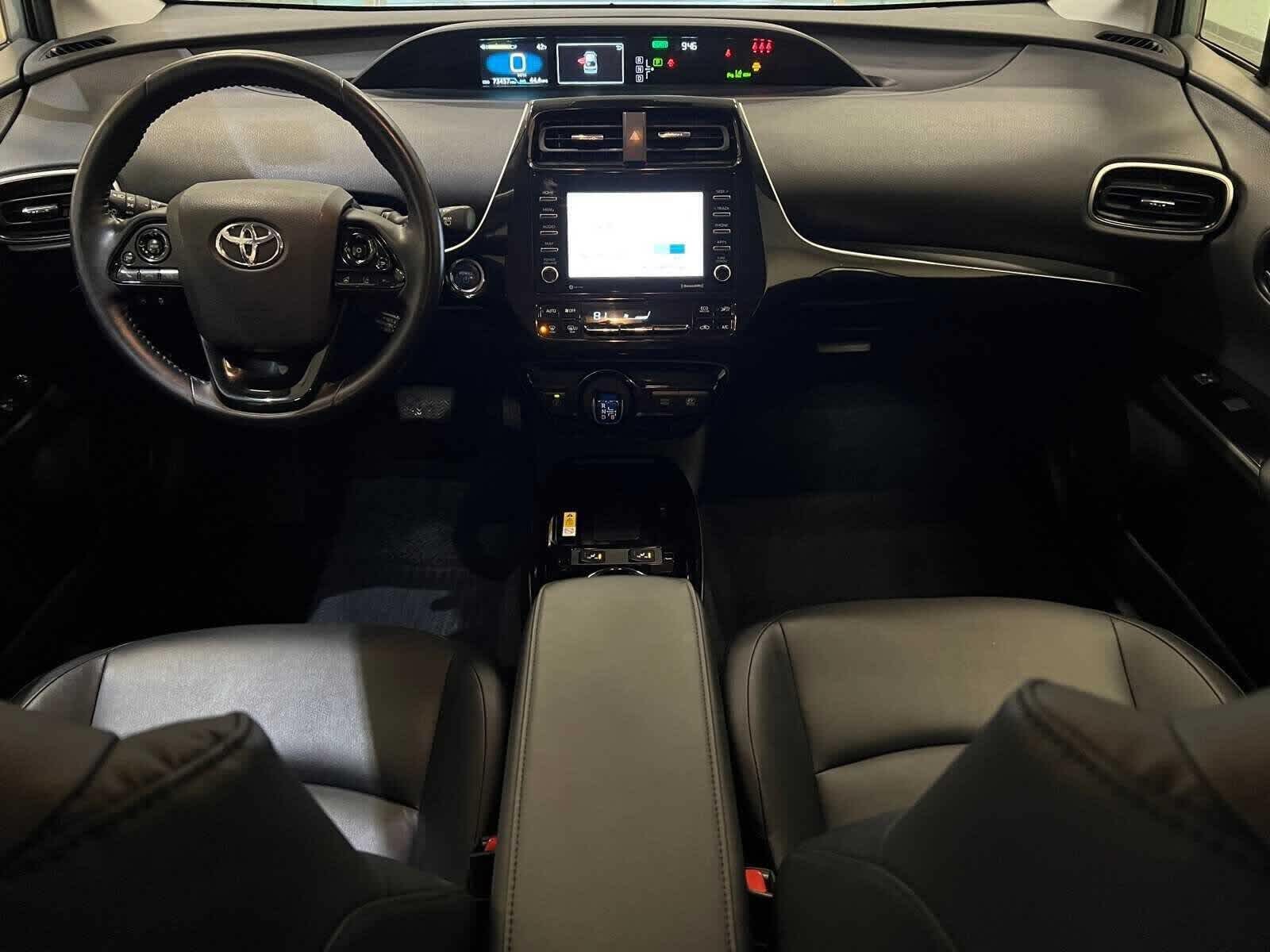 2022 Toyota Prius XLE