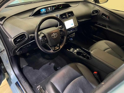 2022 Toyota Prius XLE