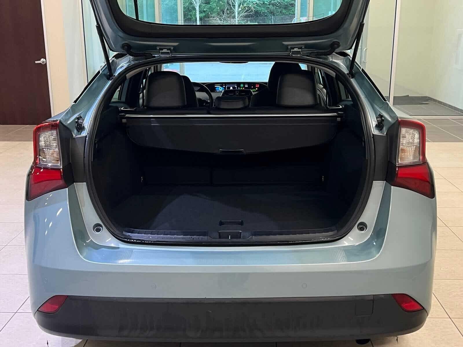 2022 Toyota Prius XLE