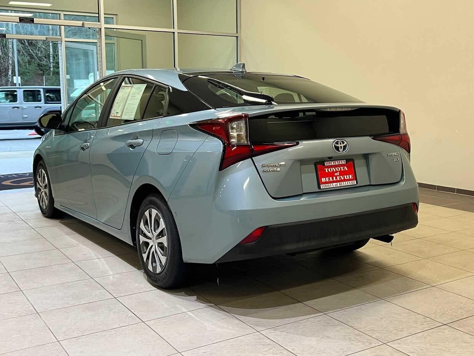 2022 Toyota Prius XLE