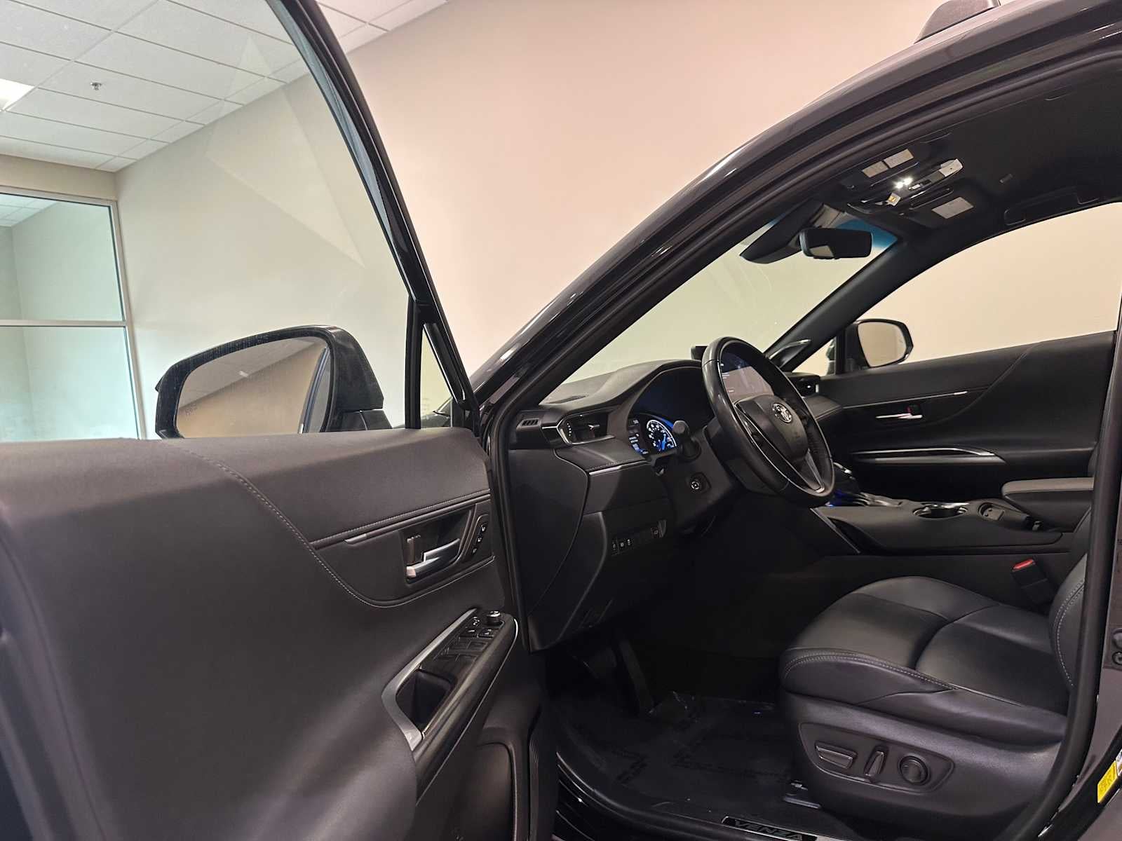 2024 Toyota Venza XLE