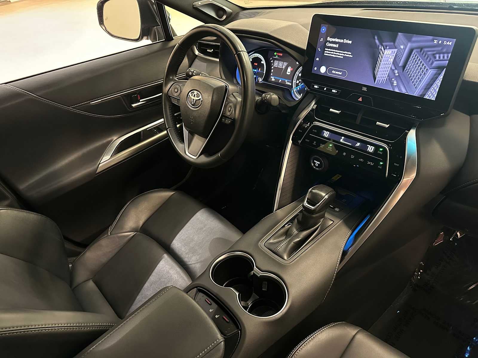 2024 Toyota Venza XLE