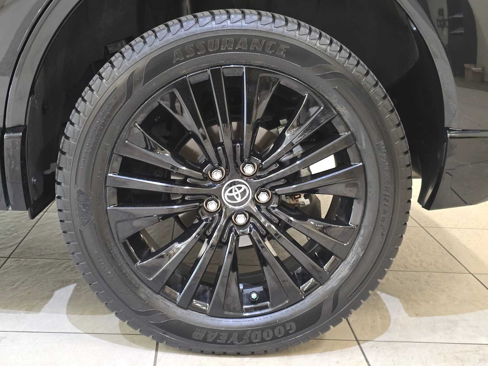 2023 Toyota Venza Nightshade