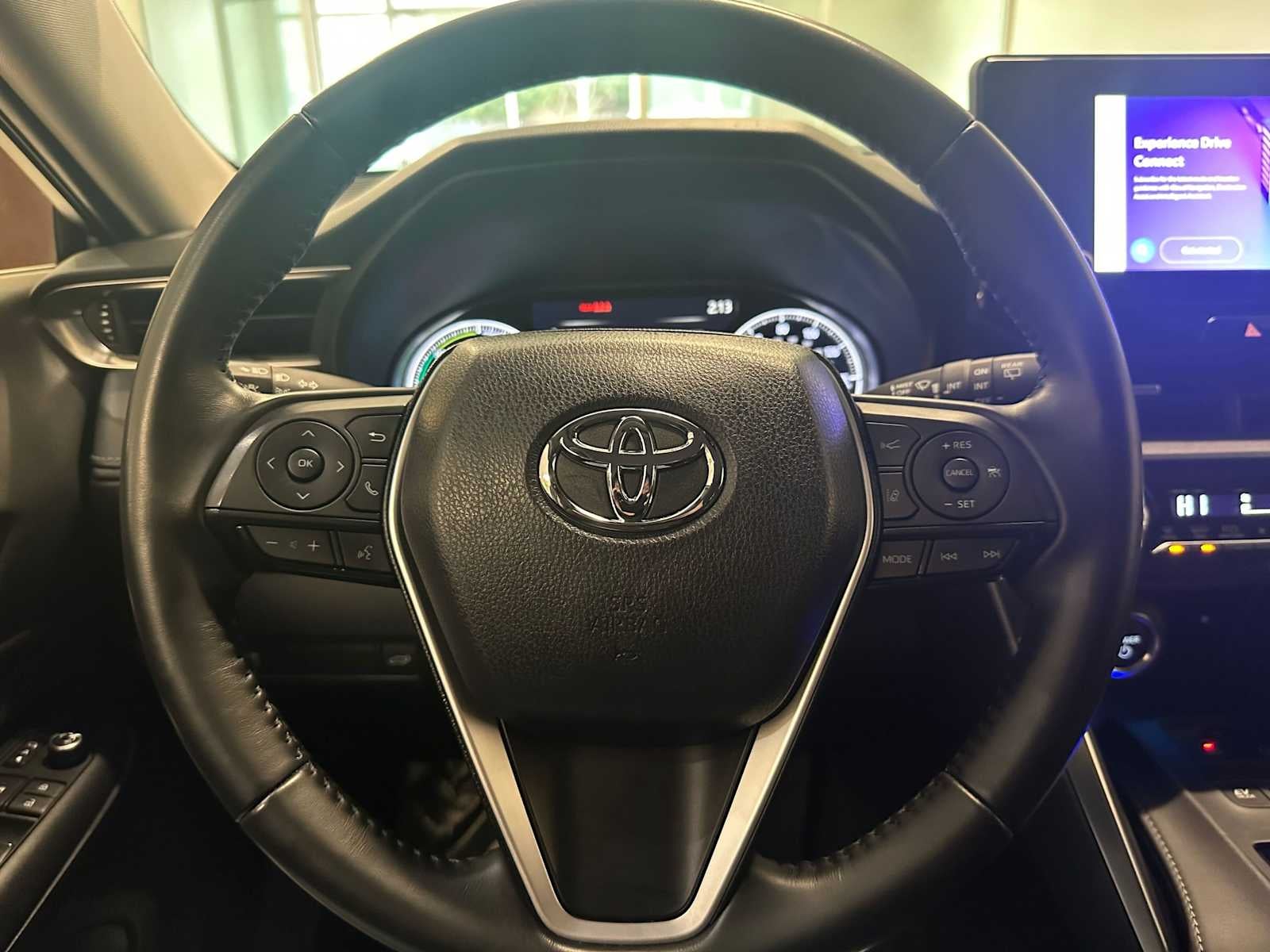 2024 Toyota Venza LE