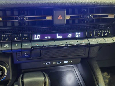 2025 Toyota Land Cruiser 4WD (Natl)