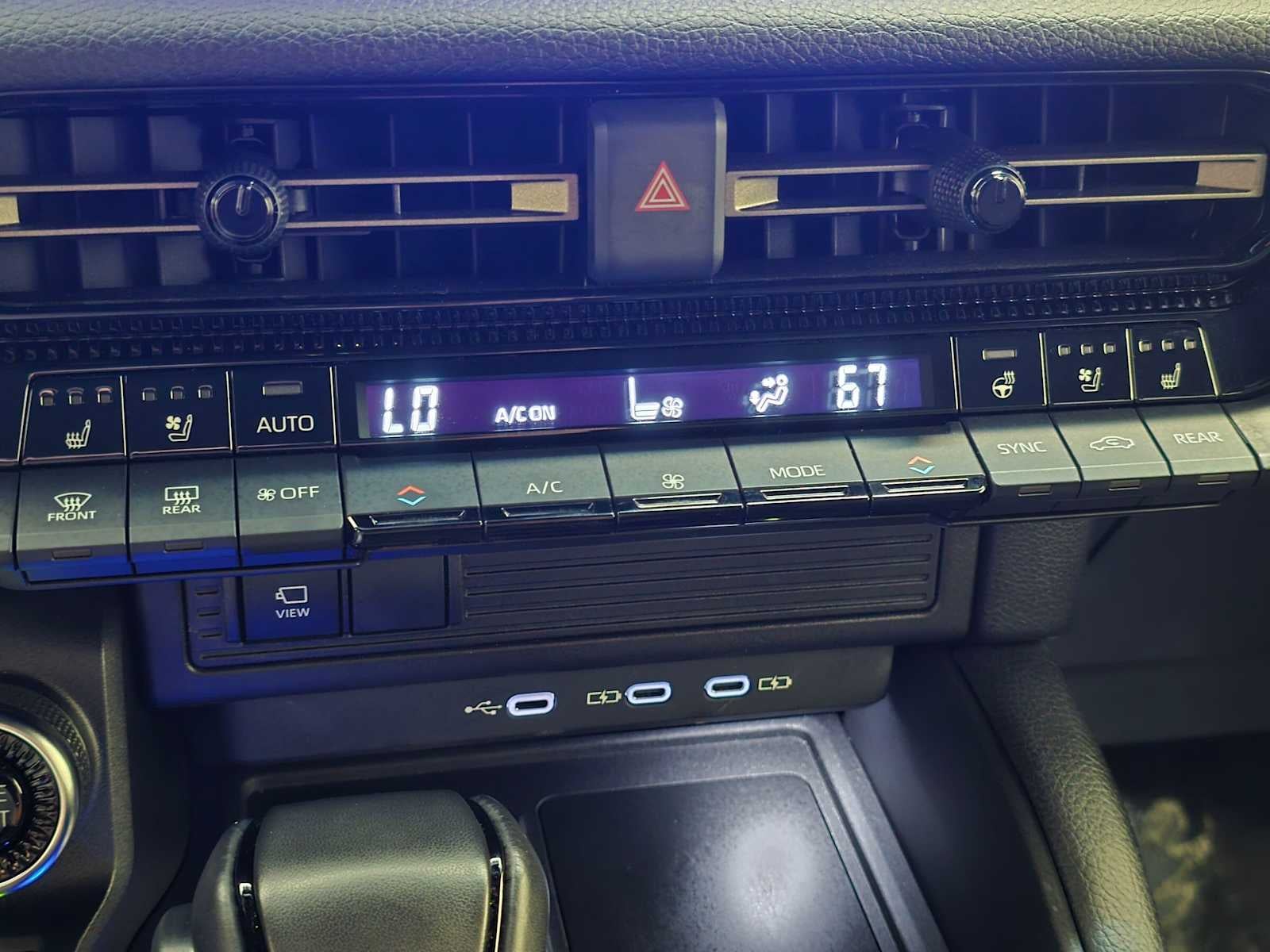 2025 Toyota Land Cruiser 4WD (Natl)