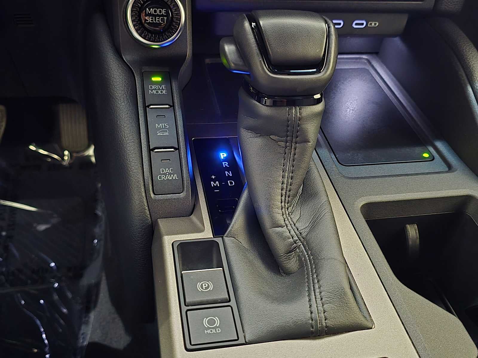 2025 Toyota Land Cruiser 4WD (Natl)
