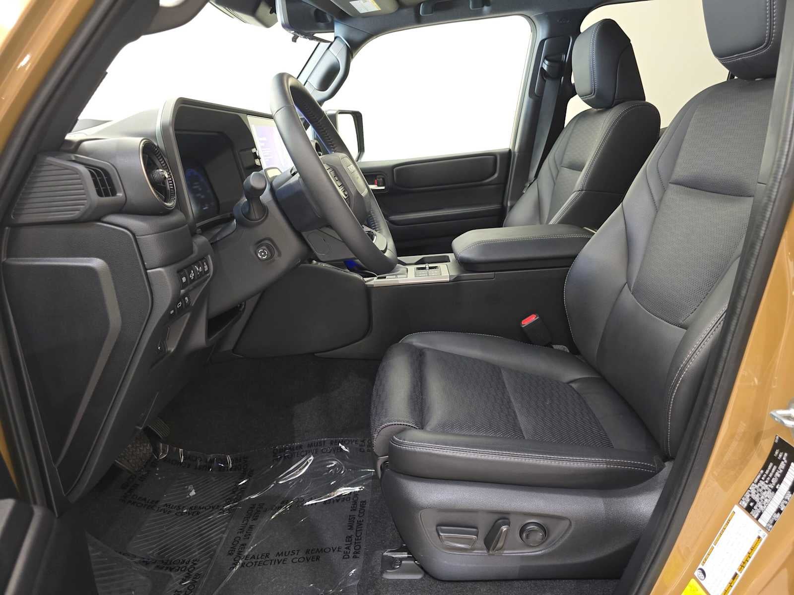 2025 Toyota Land Cruiser 4WD (Natl)
