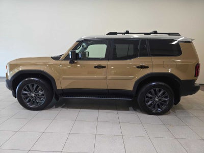 2025 Toyota Land Cruiser 4WD (Natl)