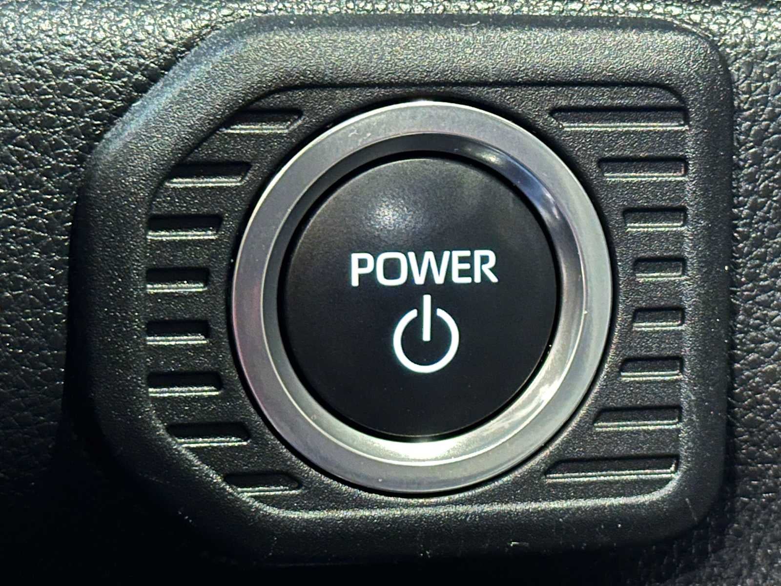 2025 Toyota Land Cruiser 4WD (Natl)