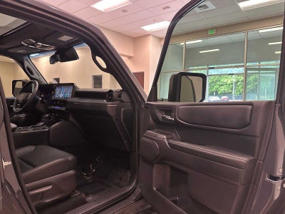 2025 Toyota Land Cruiser 4WD (Natl)