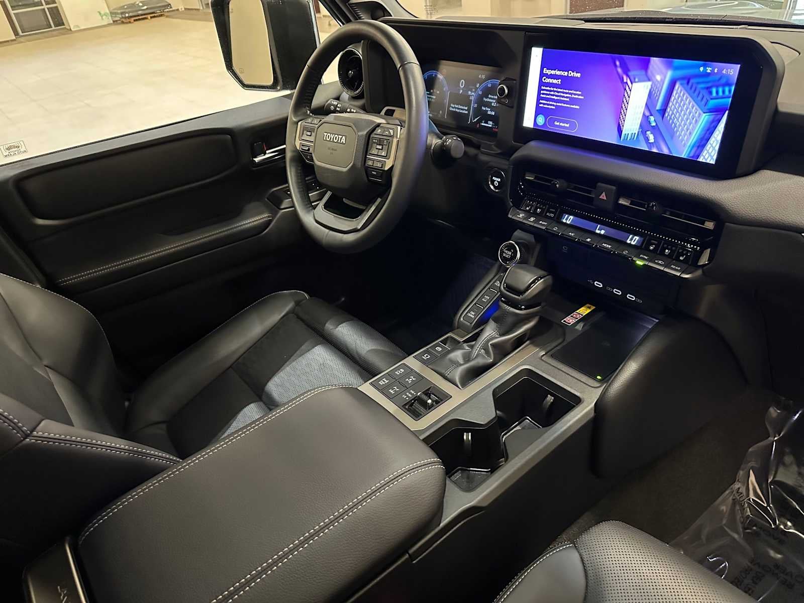 2024 Toyota Land Cruiser 4WD (Natl)