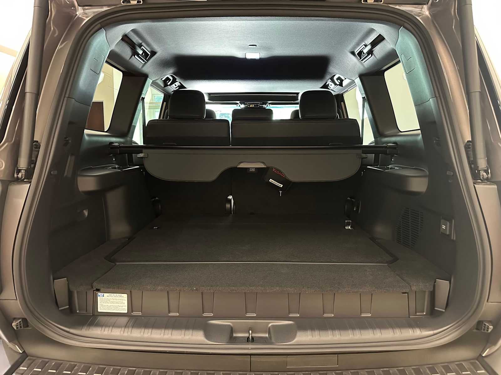 2026 Toyota Land Cruiser 4WD (Natl)