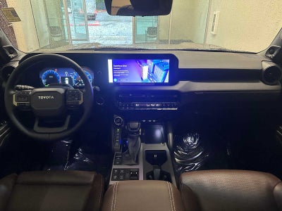 2025 Toyota Land Cruiser 4WD (Natl)