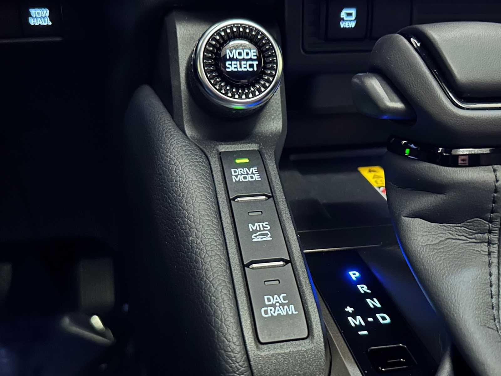 2025 Toyota Land Cruiser 4WD (Natl)