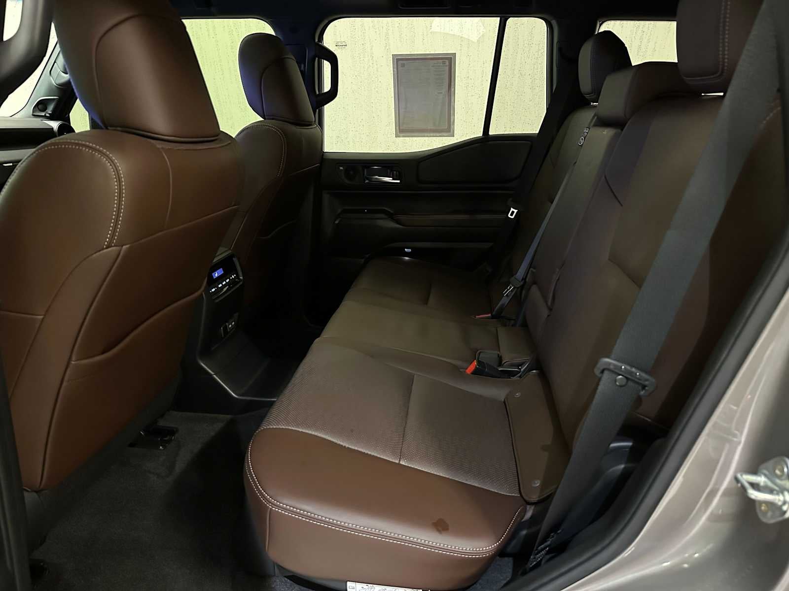 2025 Toyota Land Cruiser 4WD (Natl)