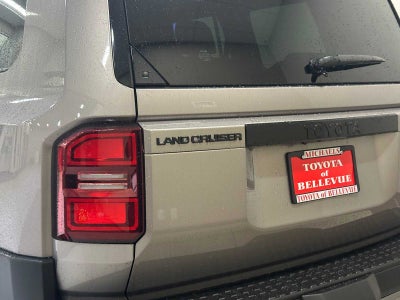 2025 Toyota Land Cruiser 4WD (Natl)
