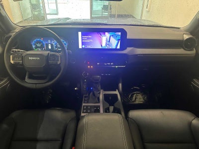 2025 Toyota Land Cruiser 4WD (Natl)