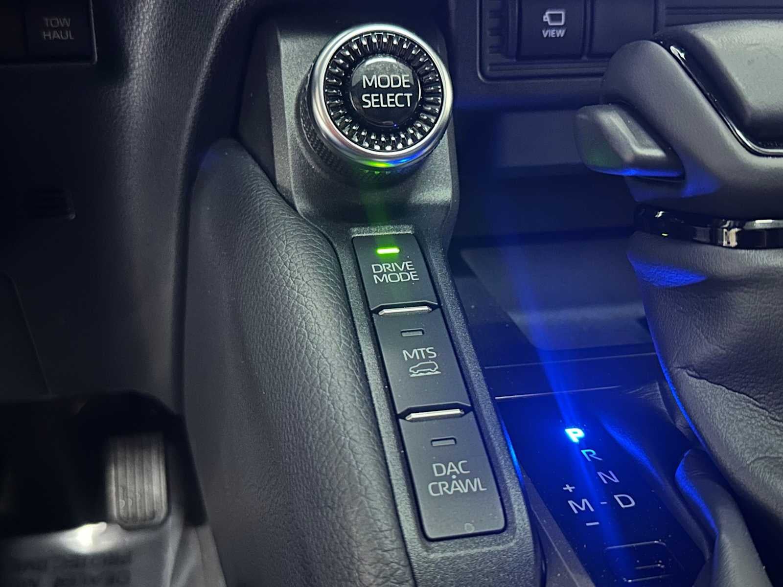 2025 Toyota Land Cruiser 4WD (Natl)